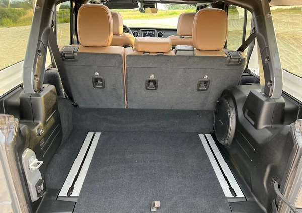Jeep Wrangler cena 275000 przebieg: 20000, rok produkcji 2021 z Strzyżów małe 232